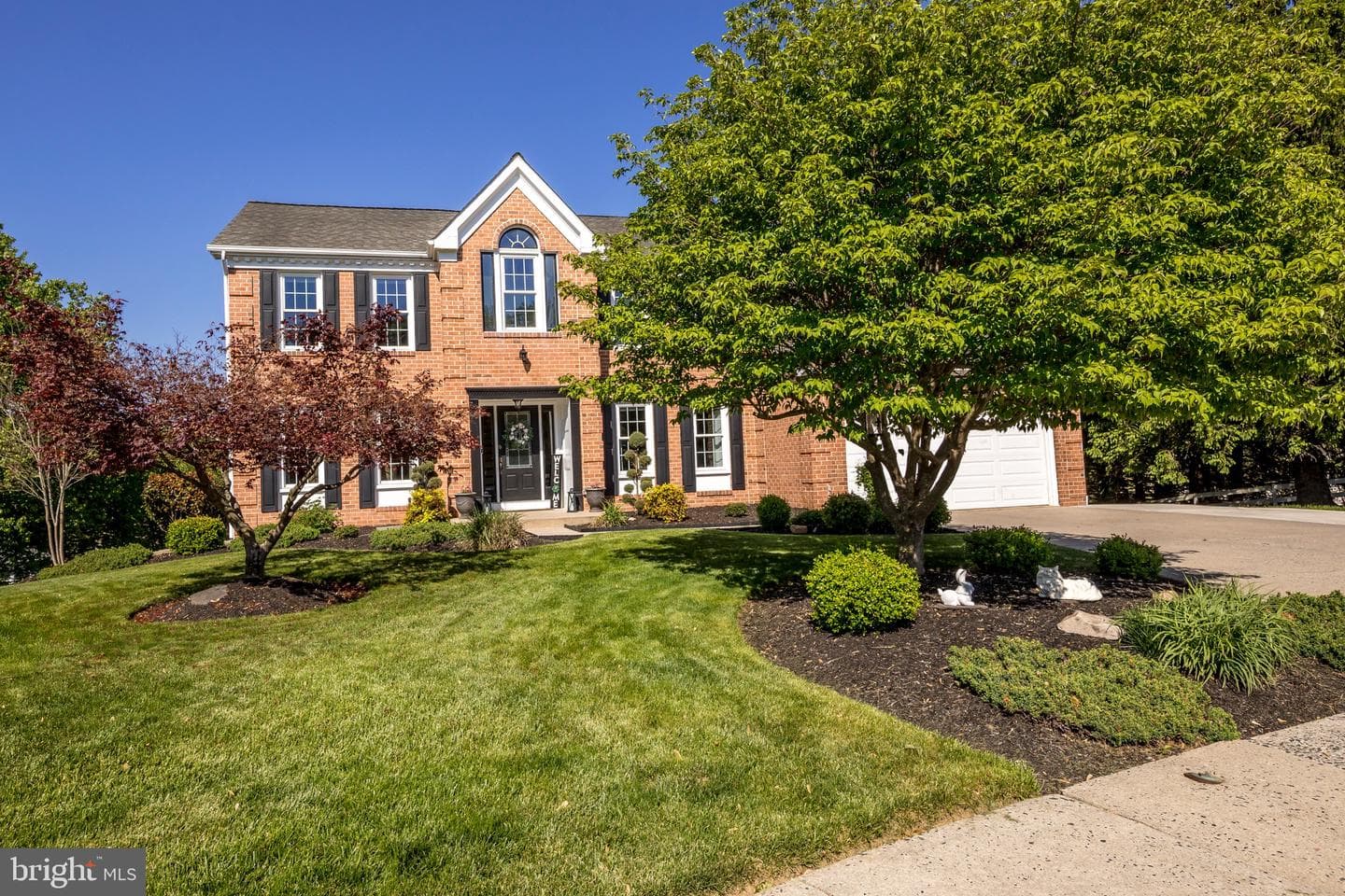 906 Featherstone Court photo 3