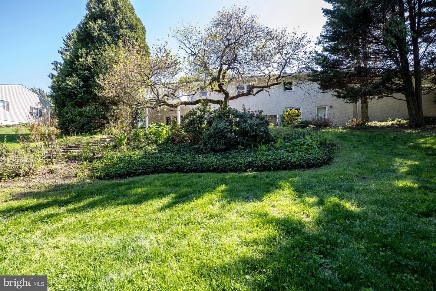 2823 Orchard Lakes Drive photo 11