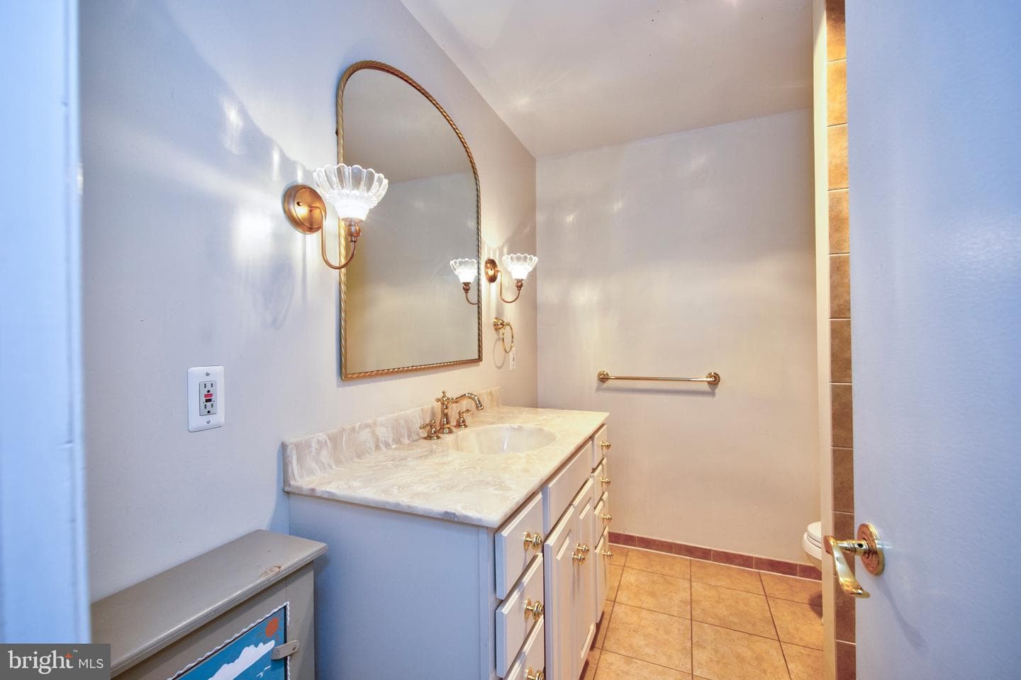 2823 Orchard Lakes Drive photo 38