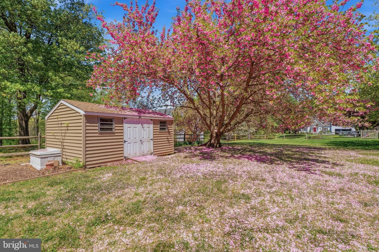 2329 Northcliff Drive photo 58