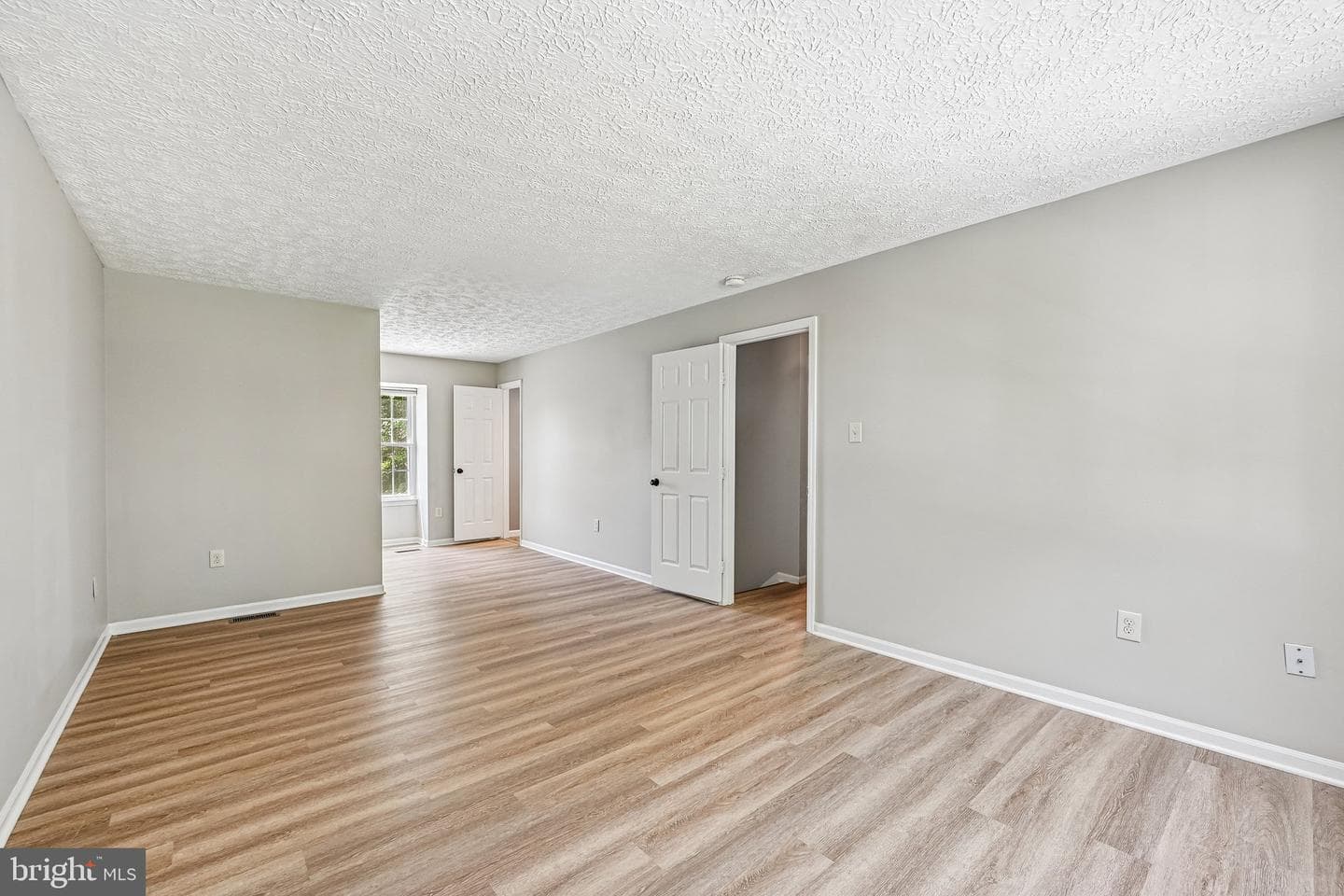 449 Grasmere Lane photo 30