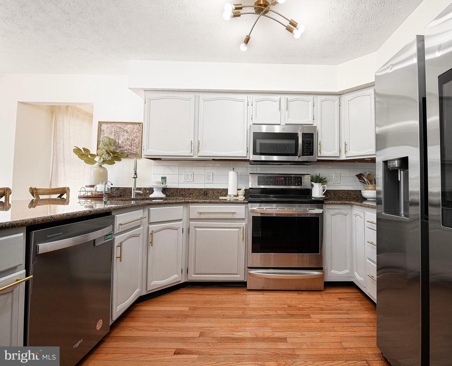 1583 Bentley Circle photo 16