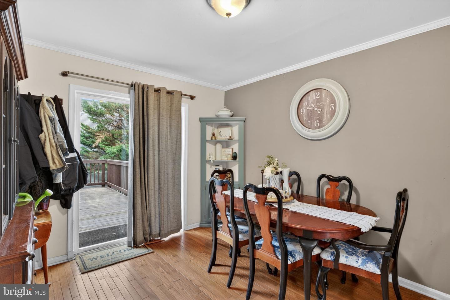 426 Kentmore Terrace photo 20
