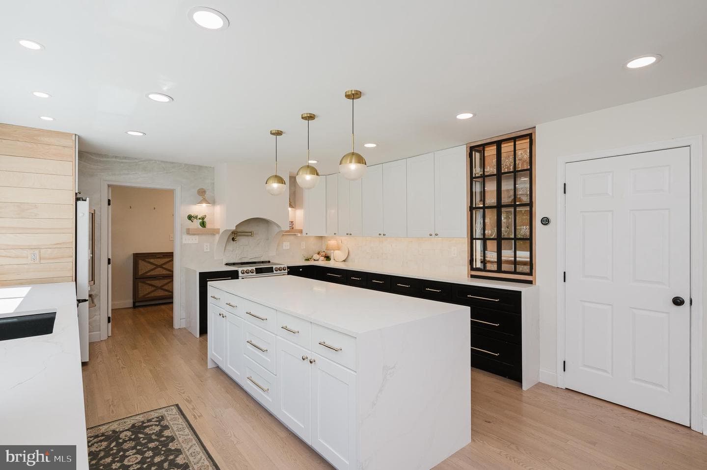 2056 Chapel Road photo 33