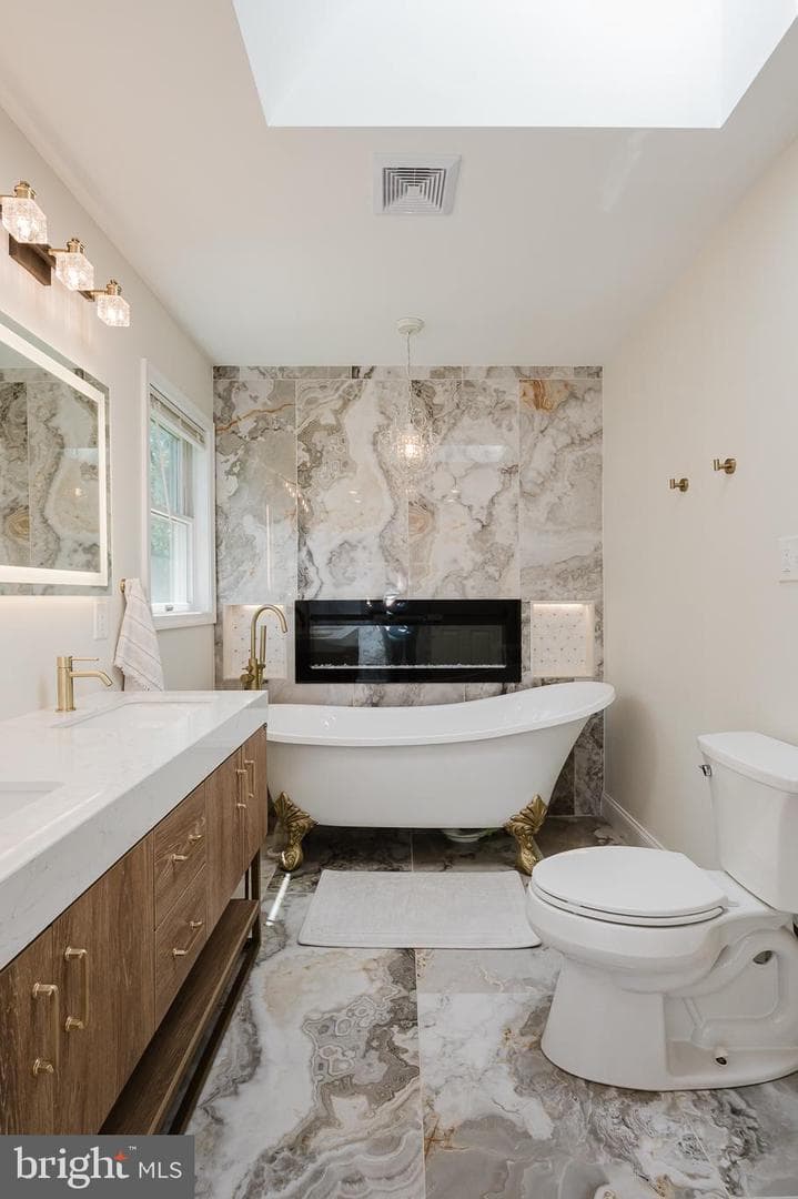 2056 Chapel Road photo 55