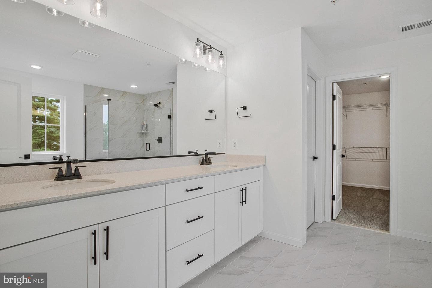1618 Shady Tree Court photo 34
