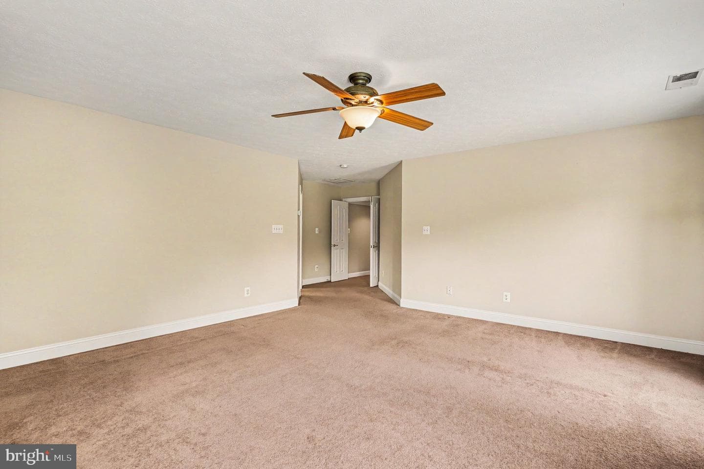 1608 Angleside Road photo 41