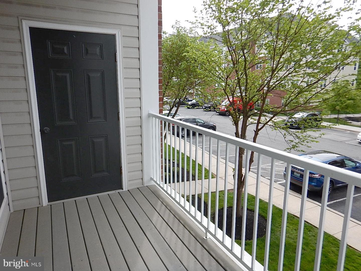 633 Wallingford Road #201 photo 26