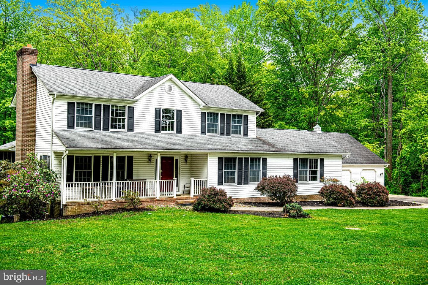 711 Gilbert Road photo 3