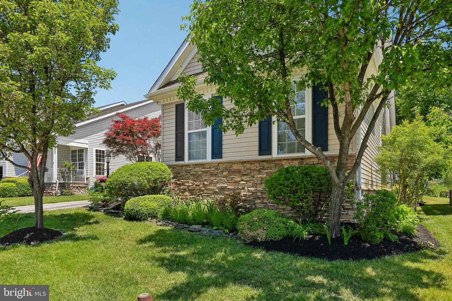 303 Master Derby Drive photo 4