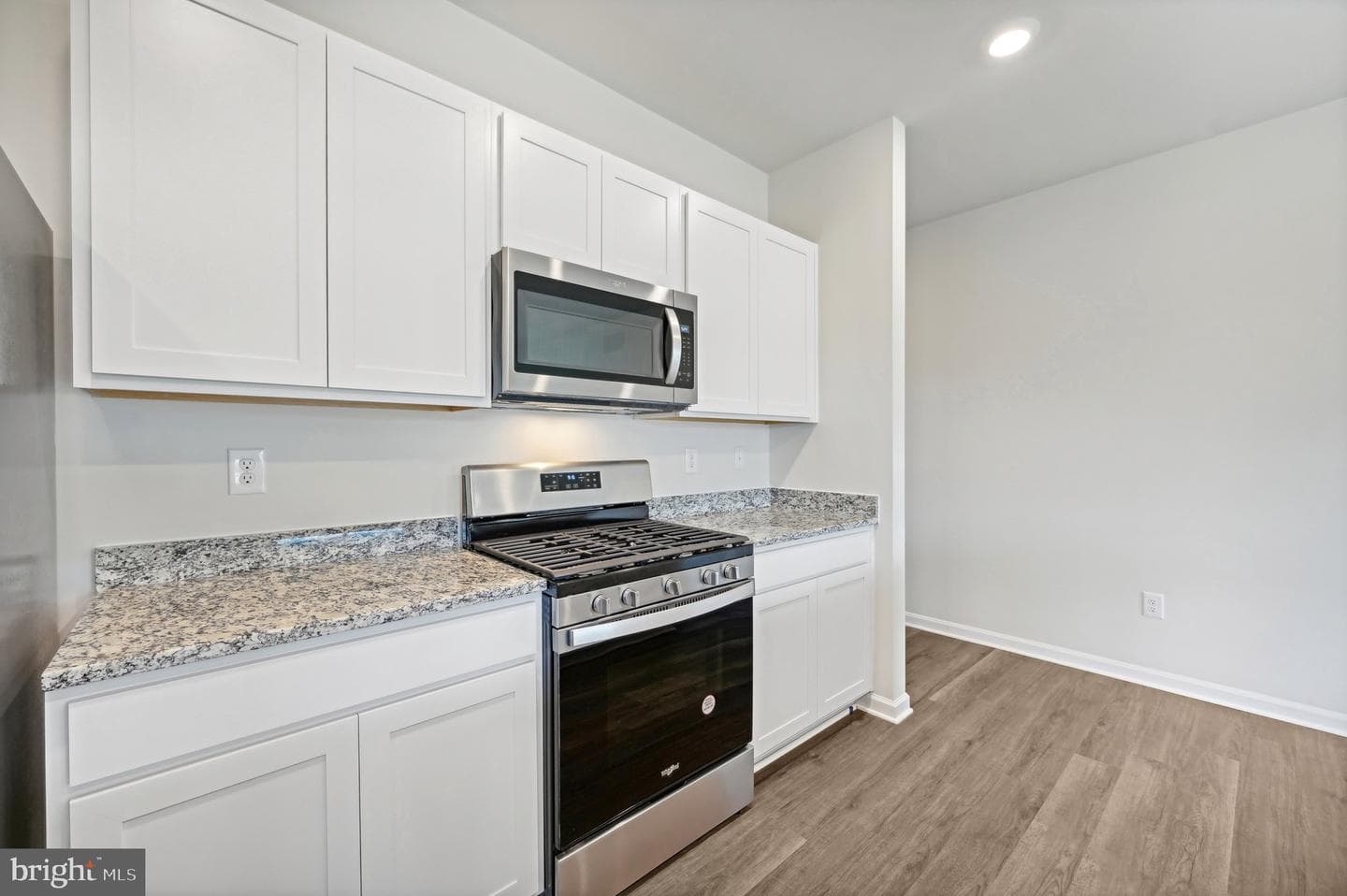 707 Managrass Drive photo 11