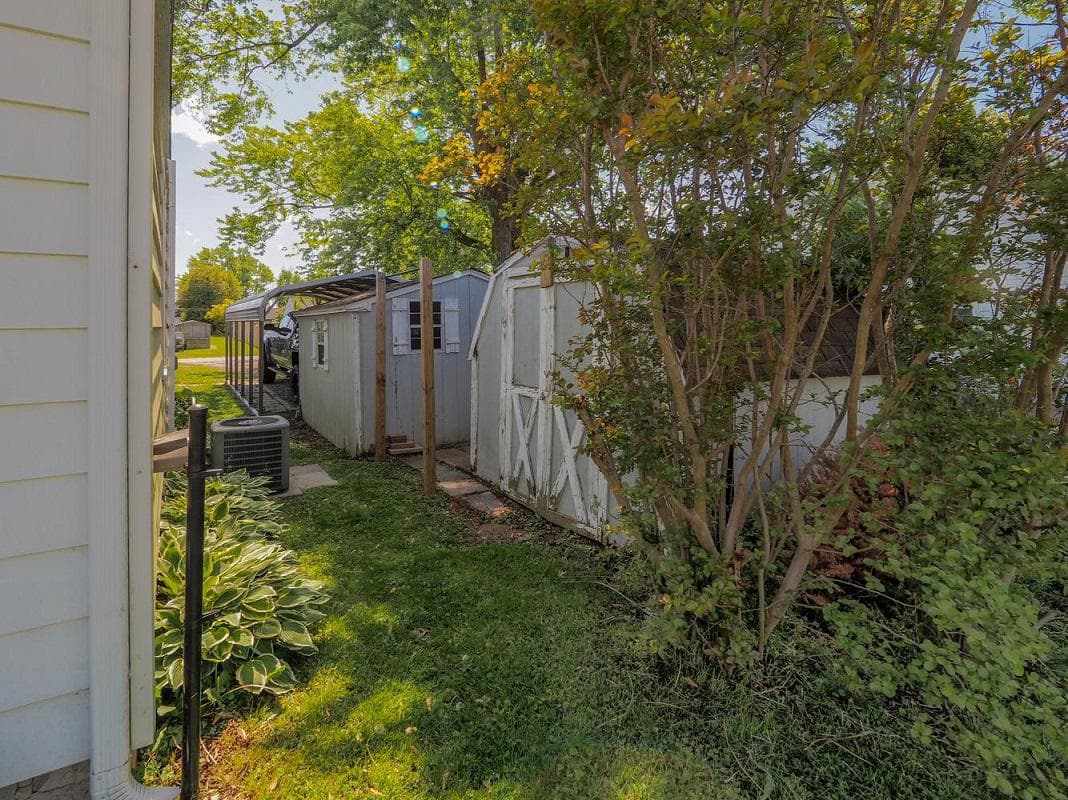 50 Mitchell Ave photo 26