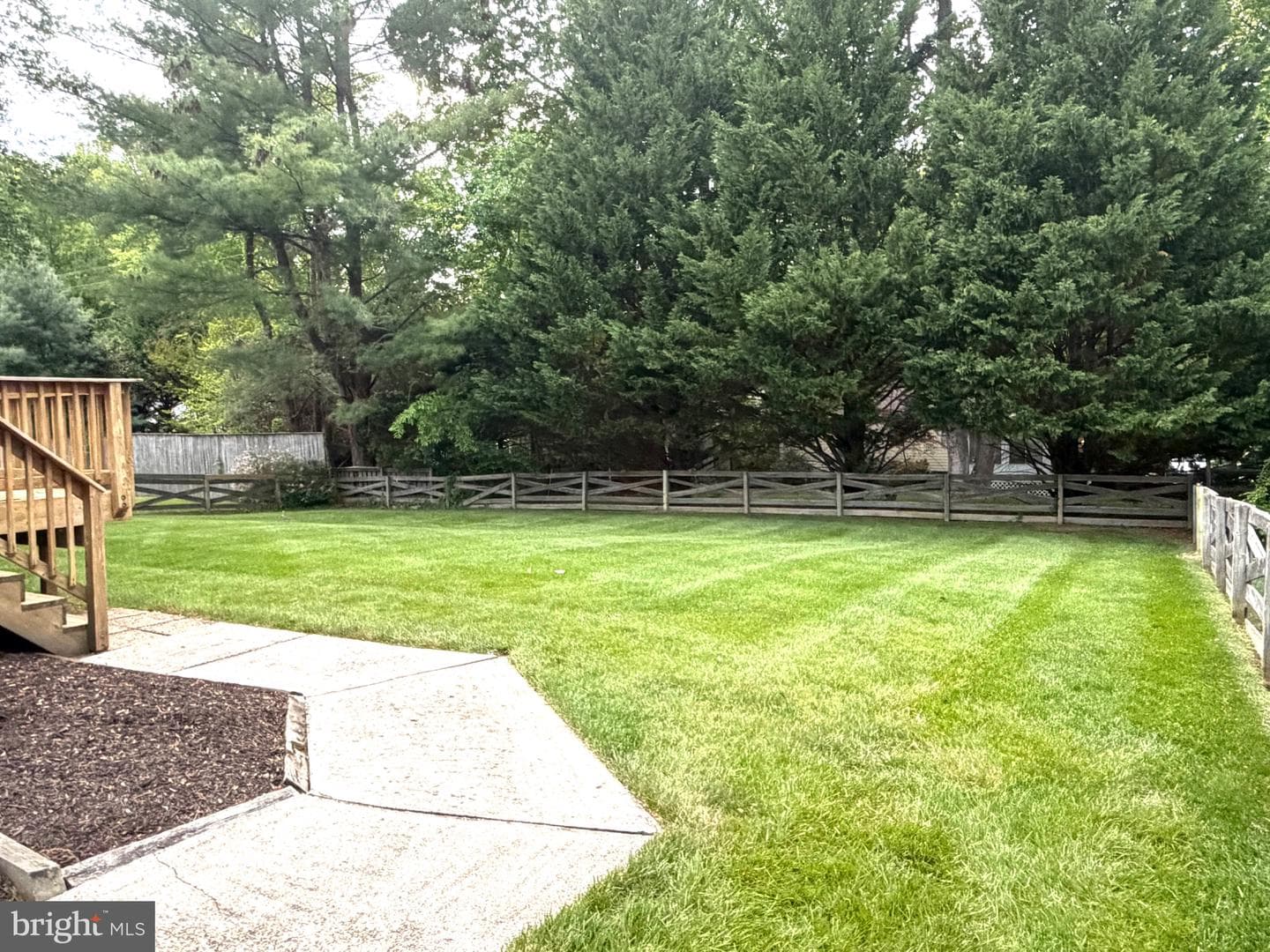 740 High Plain Drive photo 32