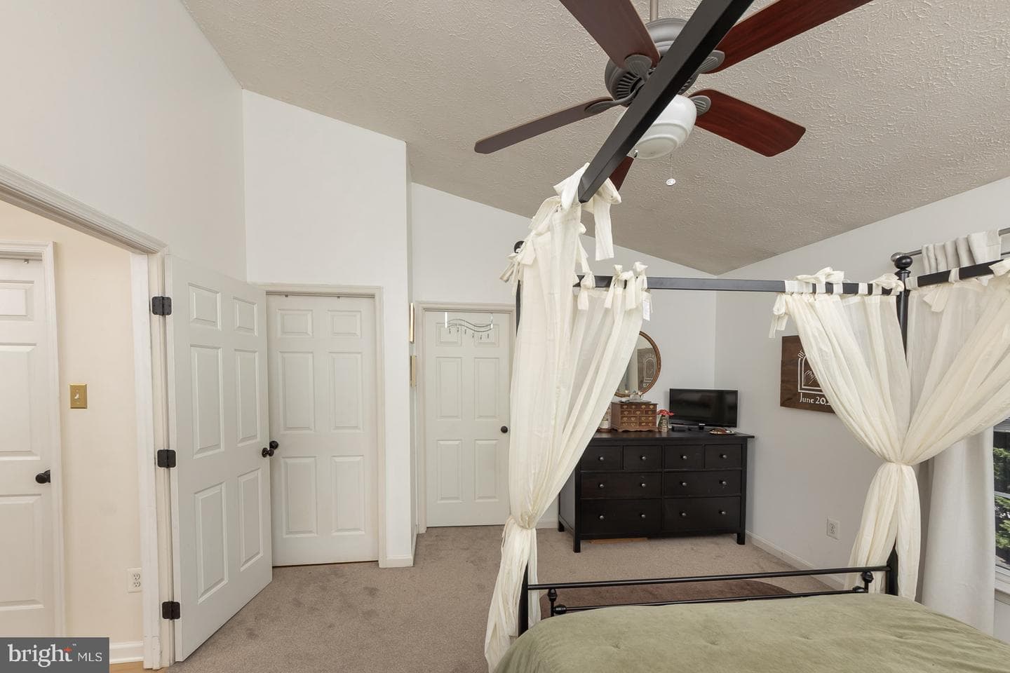 1069 Jeanett Way photo 14