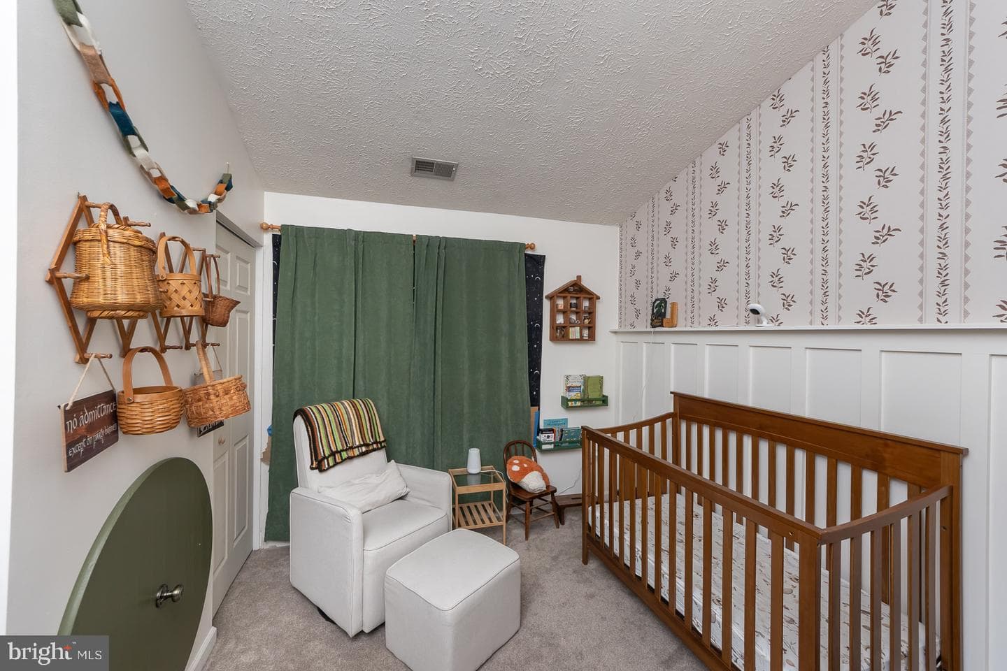 1069 Jeanett Way photo 16