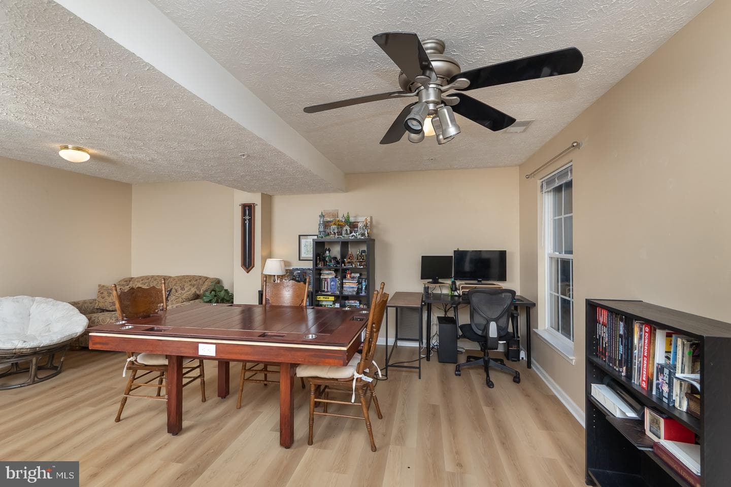 1069 Jeanett Way photo 23