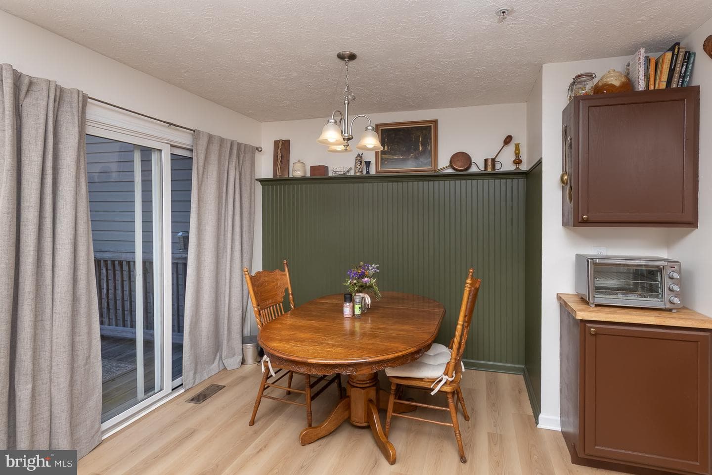 1069 Jeanett Way photo 6
