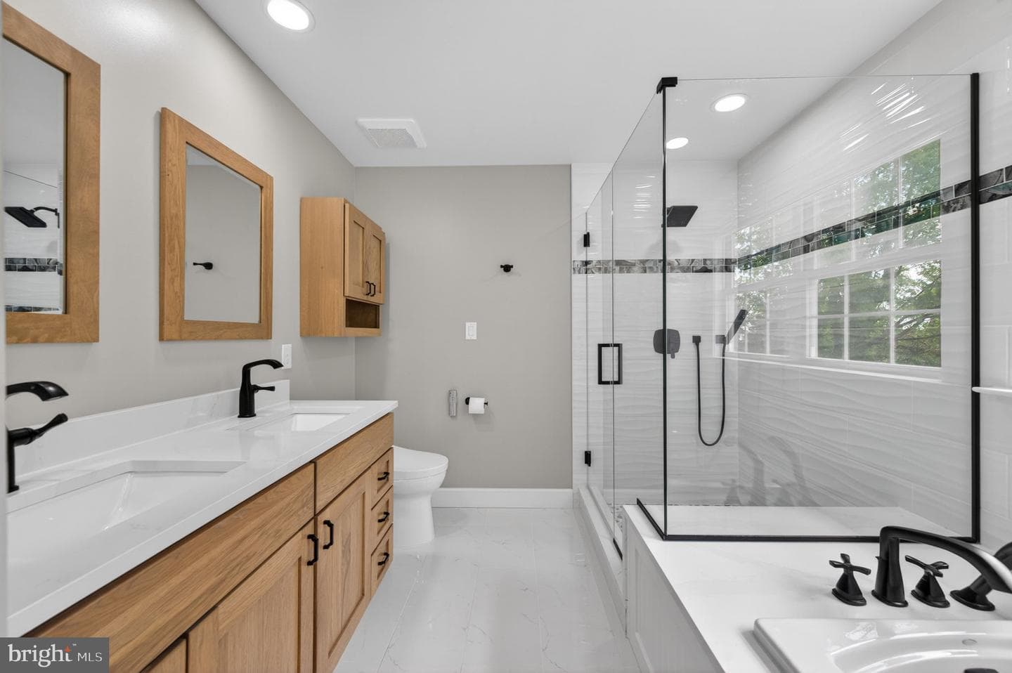 805 Martin Road photo 25
