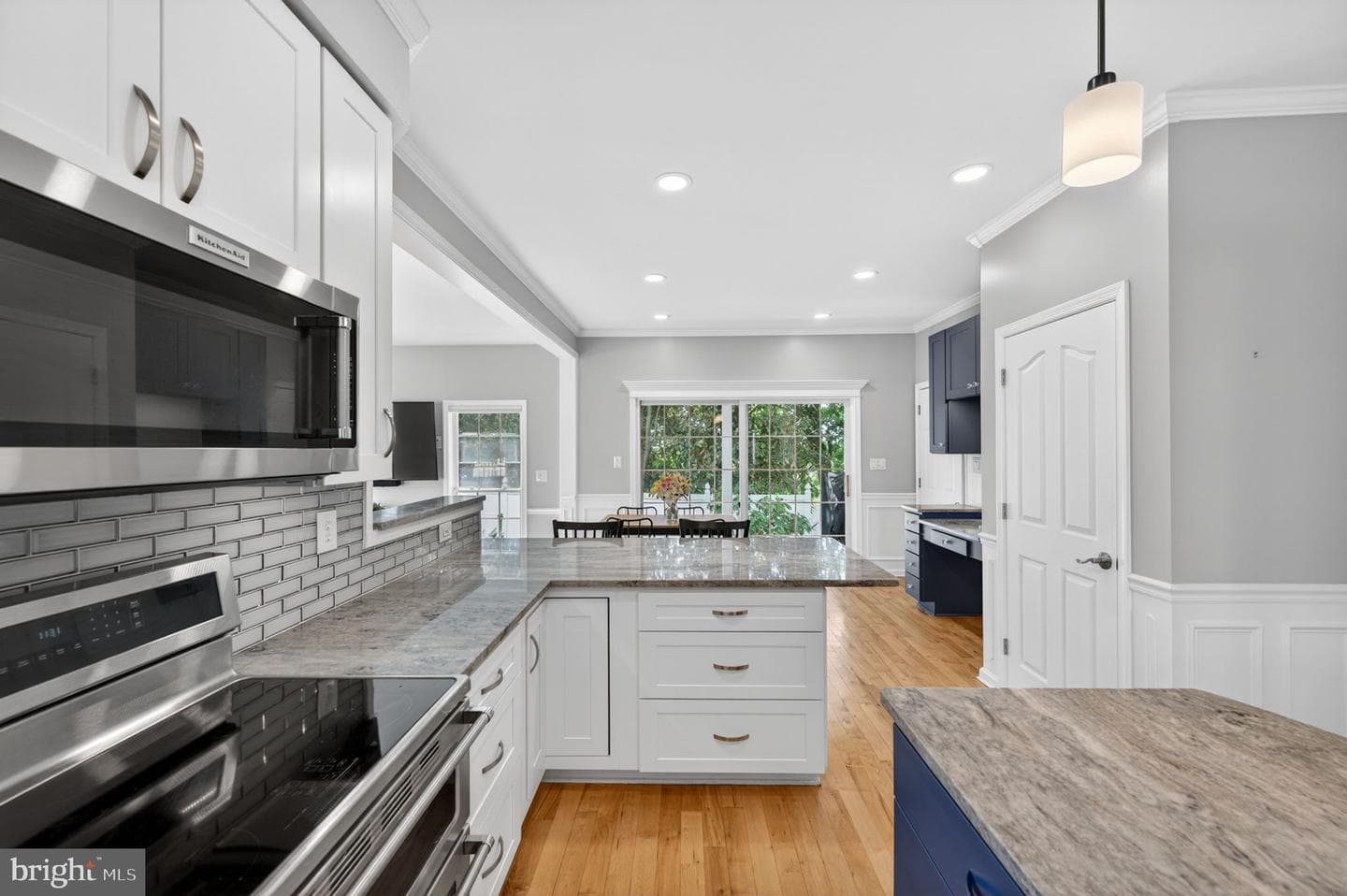 805 Martin Road photo 9