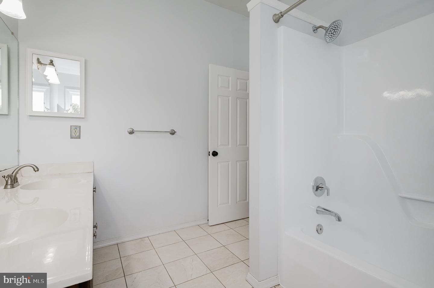 805 Hayden Court photo 45