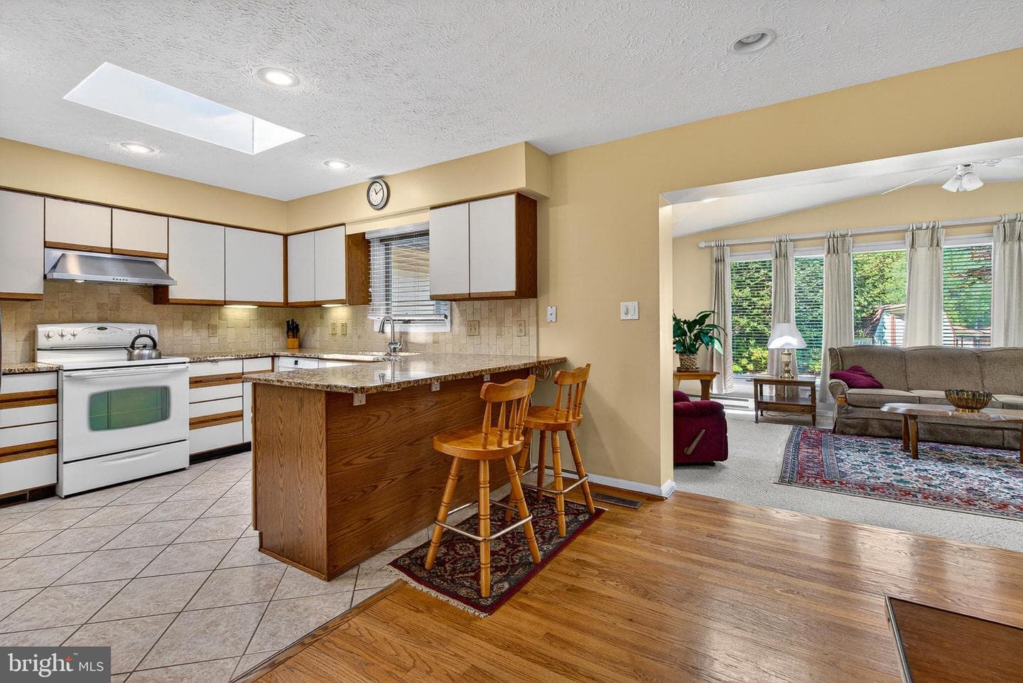 112 W Heather Road photo 12