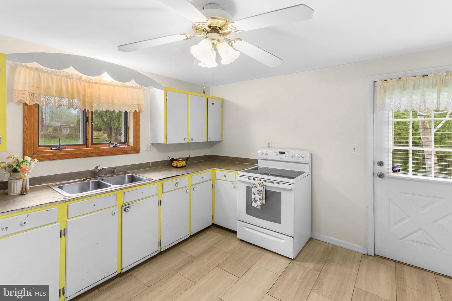 2715 Cullum Rd photo 16