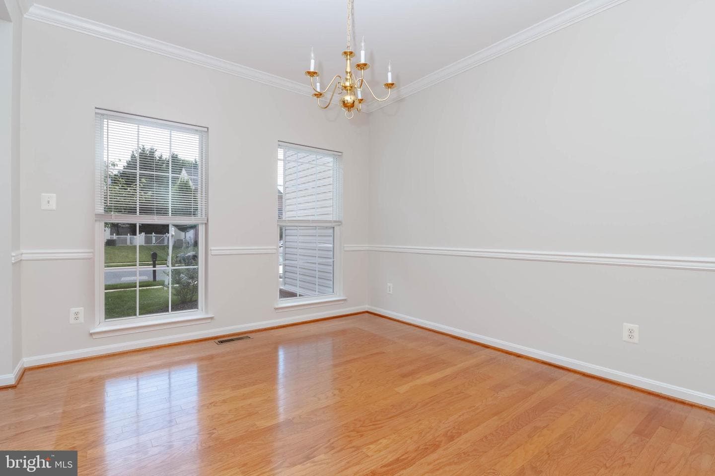 442 Clydebank Dr photo 10