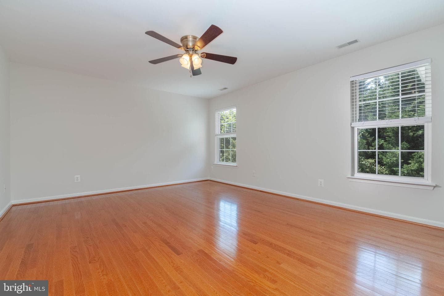 442 Clydebank Dr photo 38