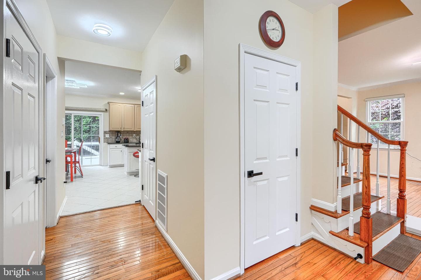 704 Greenglade Court photo 5