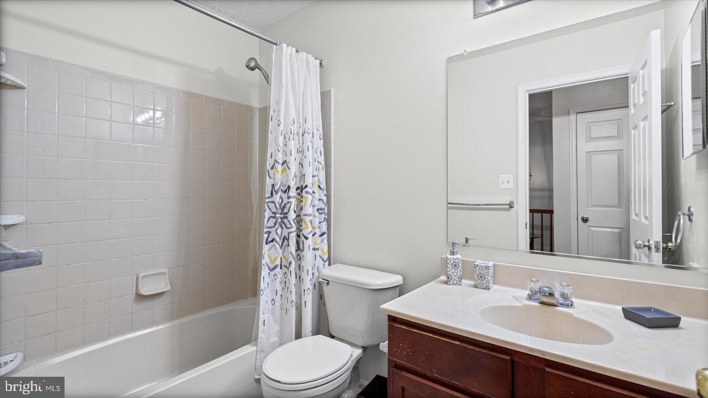 128 King James Circle photo 30