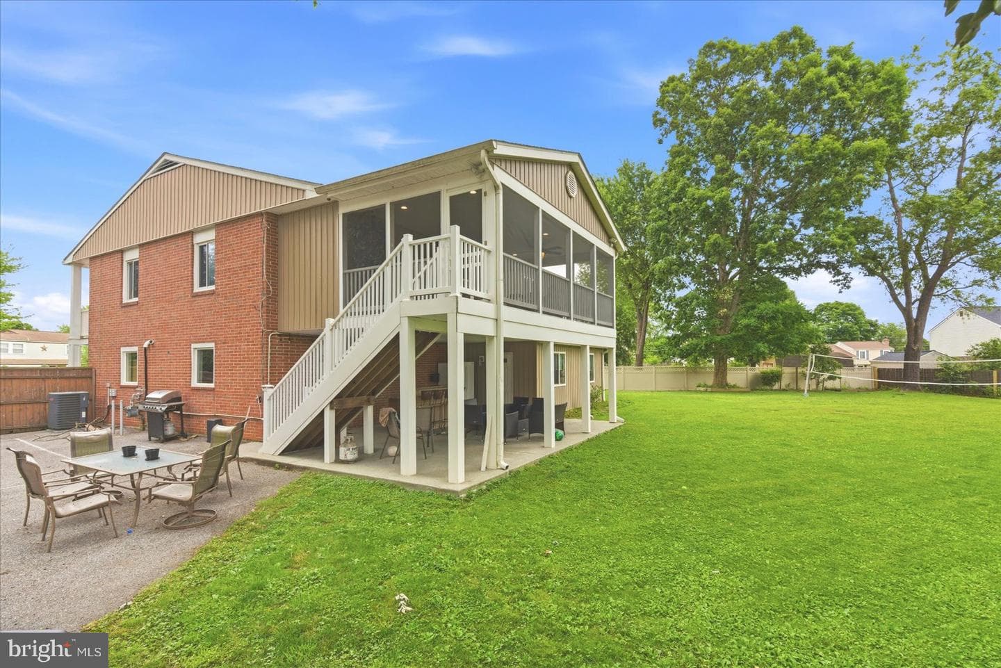 602 Monterey Court photo 38