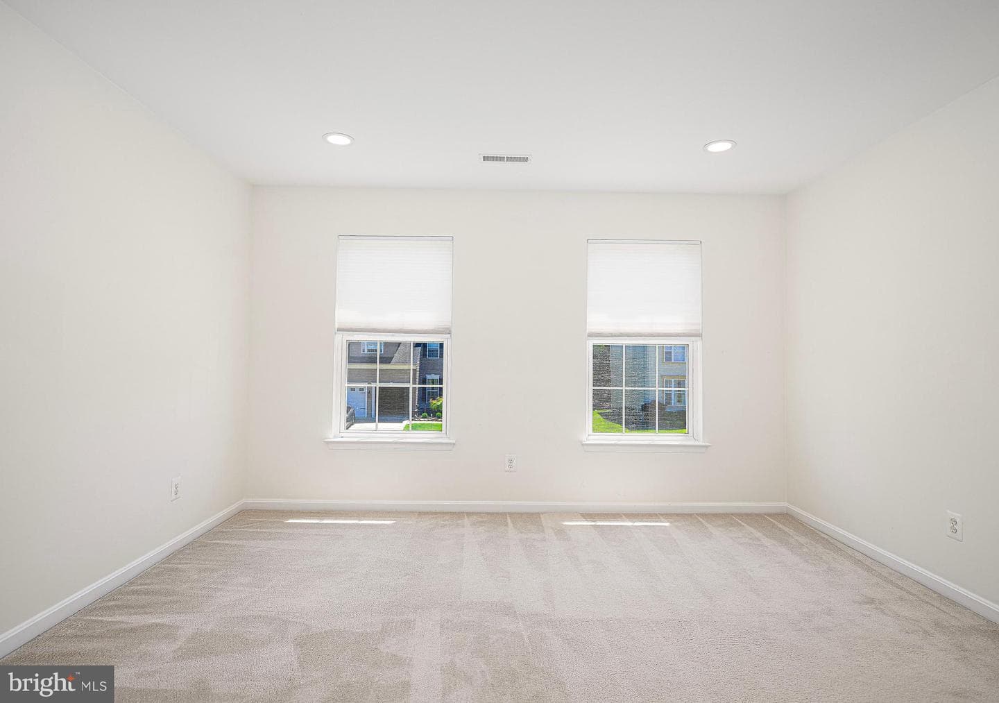 436 Clydebank Drive photo 30
