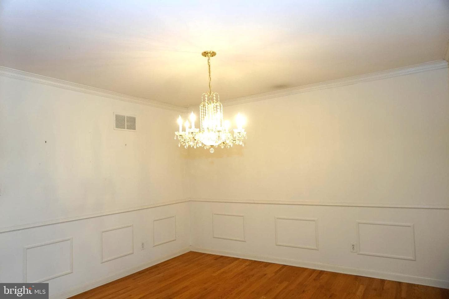 1304 Chez Court photo 19