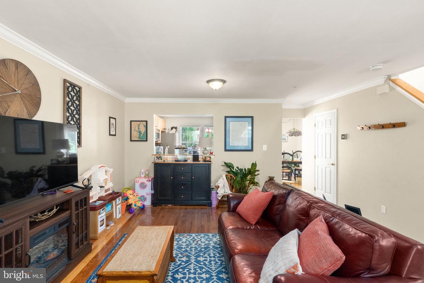 2197 Cantley Court photo 3