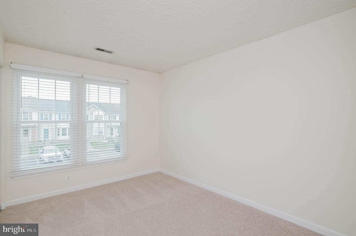 556 Macintosh Circle photo 21