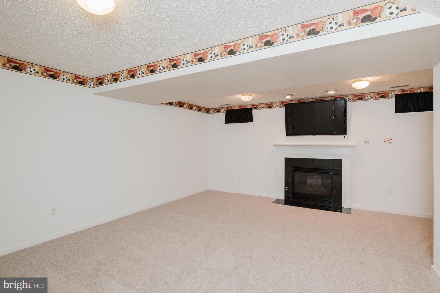 556 Macintosh Circle photo 27