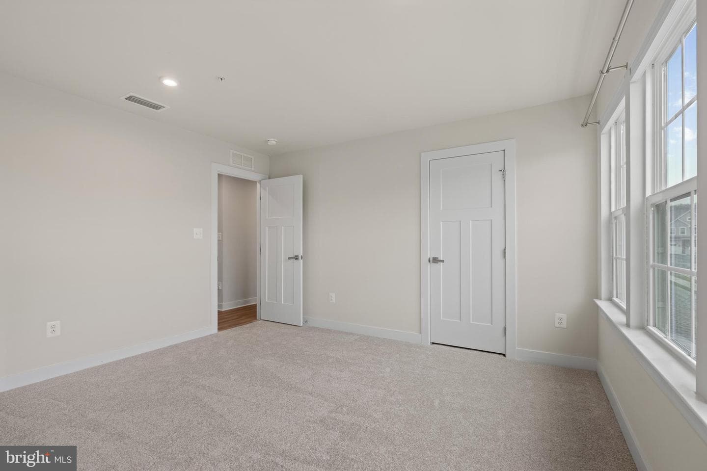 3604 Darvell Circle photo 29