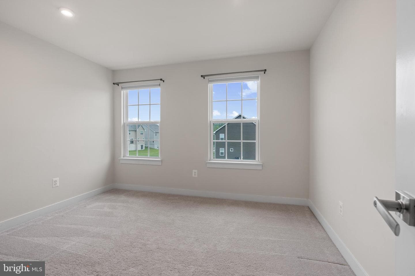 3604 Darvell Circle photo 30