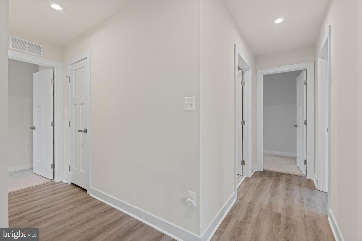 3604 Darvell Circle photo 37