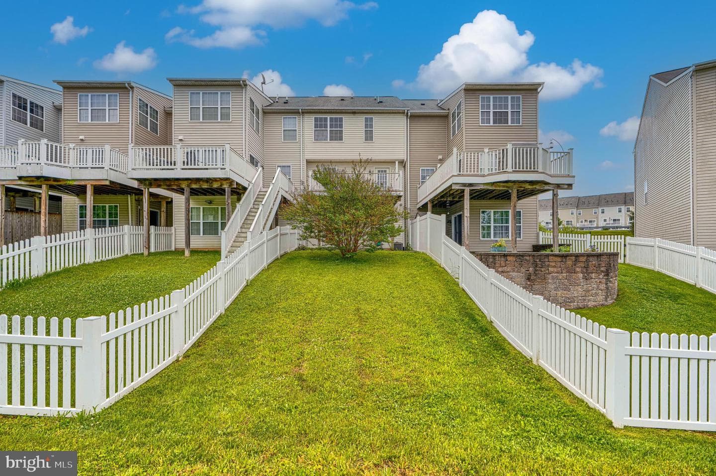 1428 Wellspring Drive photo 38