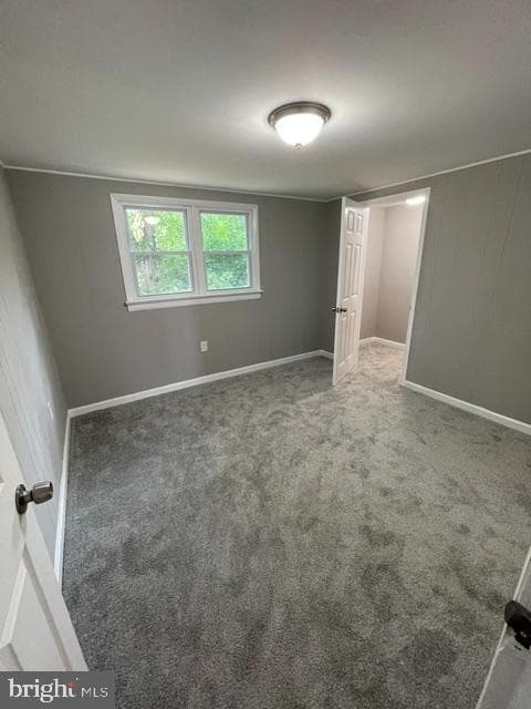 605 Camilla St photo 31