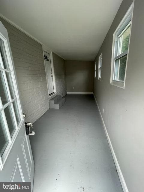 605 Camilla St photo 36