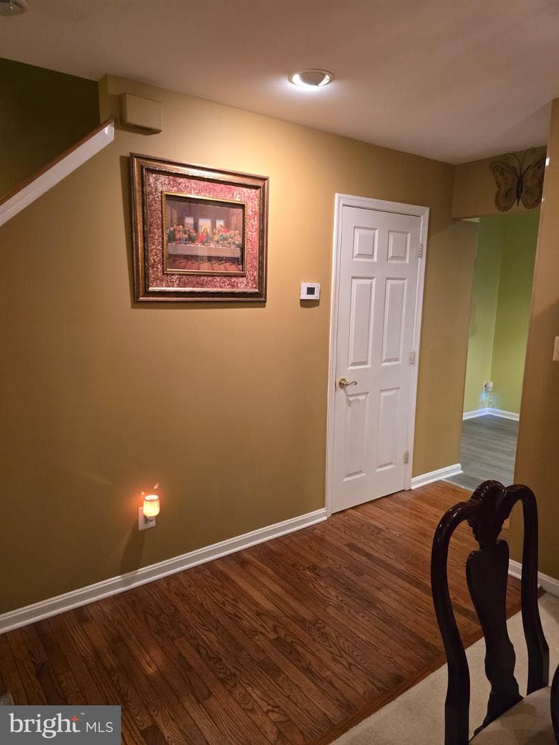 217 Ferring Court photo 3