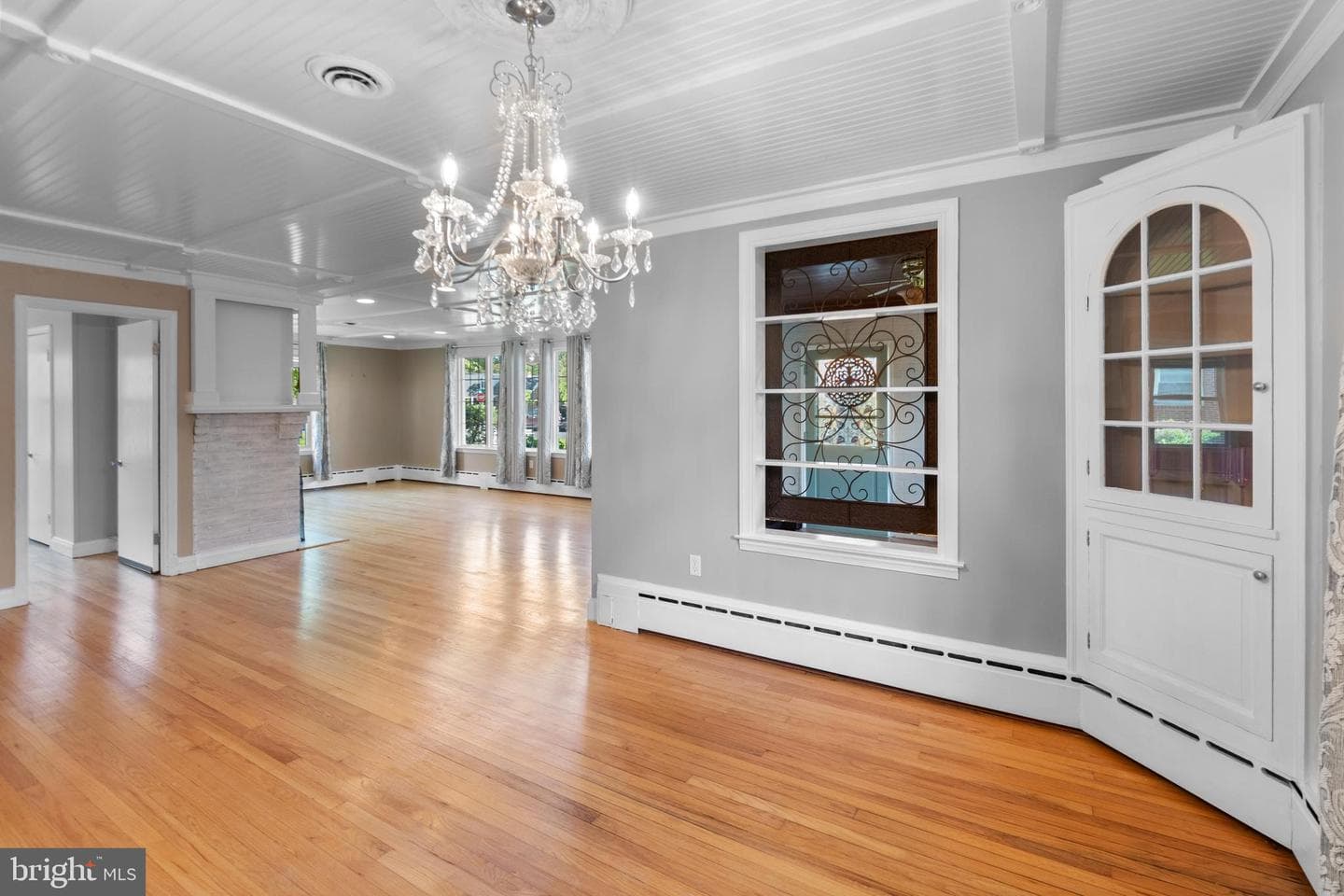 229 S Rogers Street photo 12