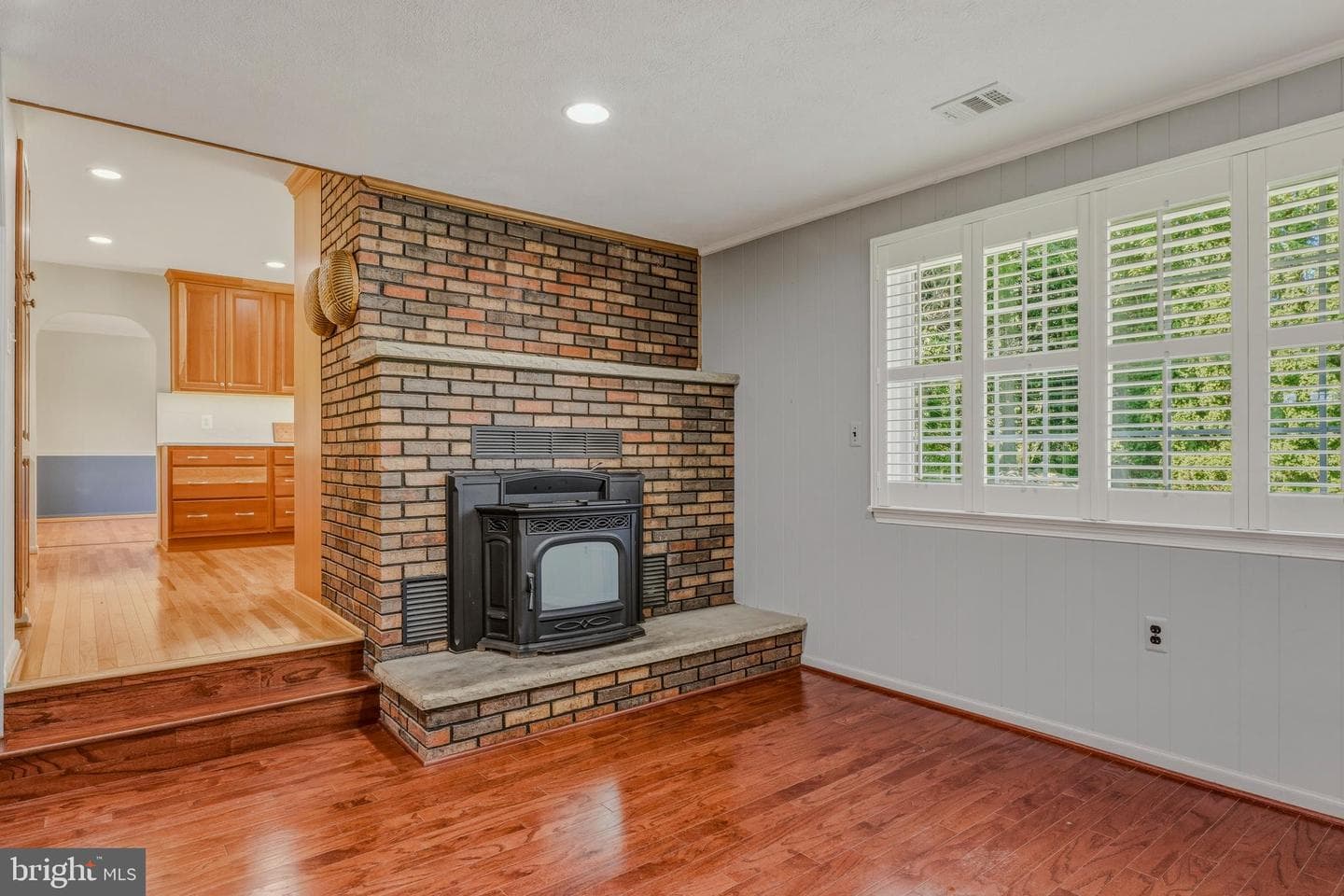 2504 Burgundy Drive photo 52