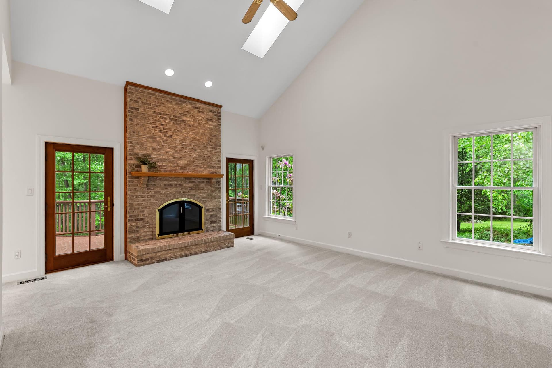 1725 Cannongate Road photo 18