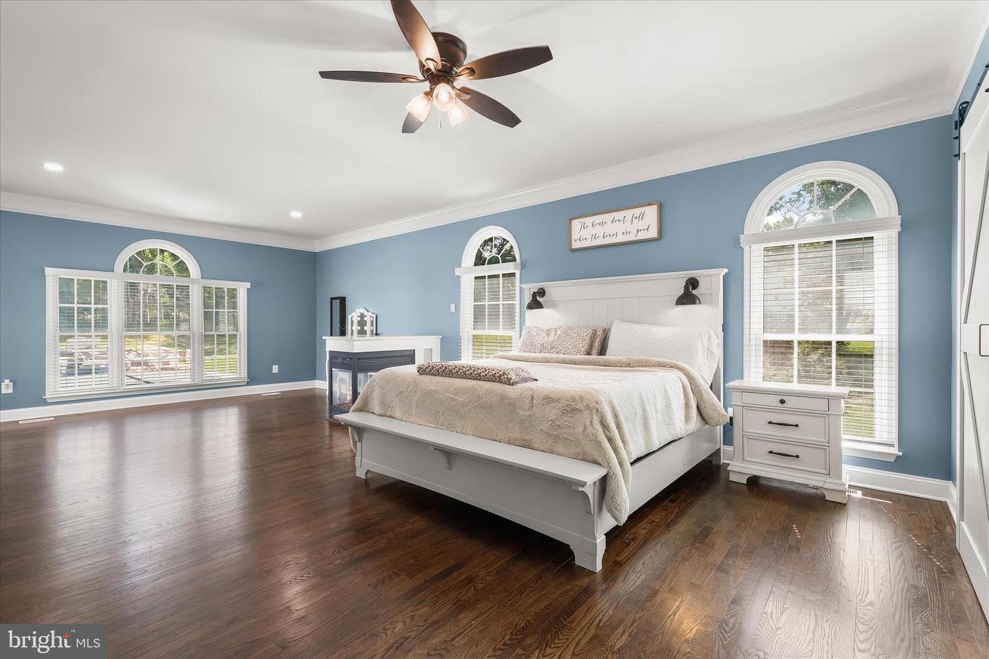 3003 Sheffield Court photo 48