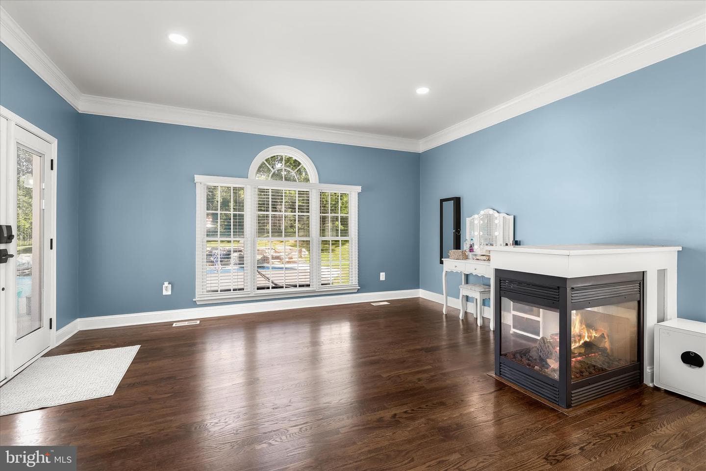 3003 Sheffield Court photo 49