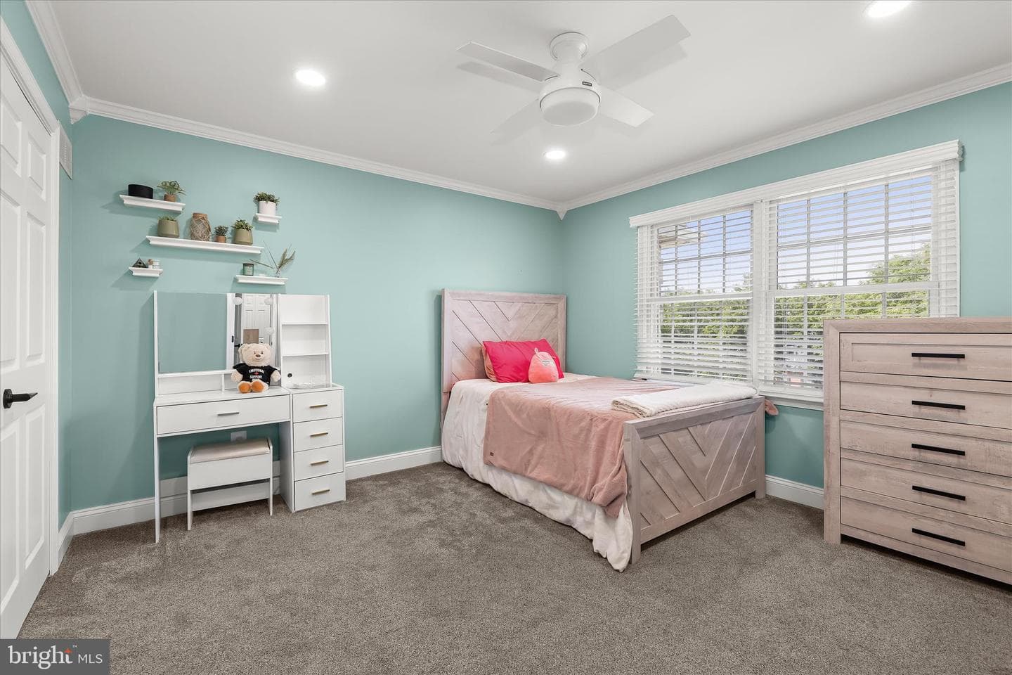 3003 Sheffield Court photo 64
