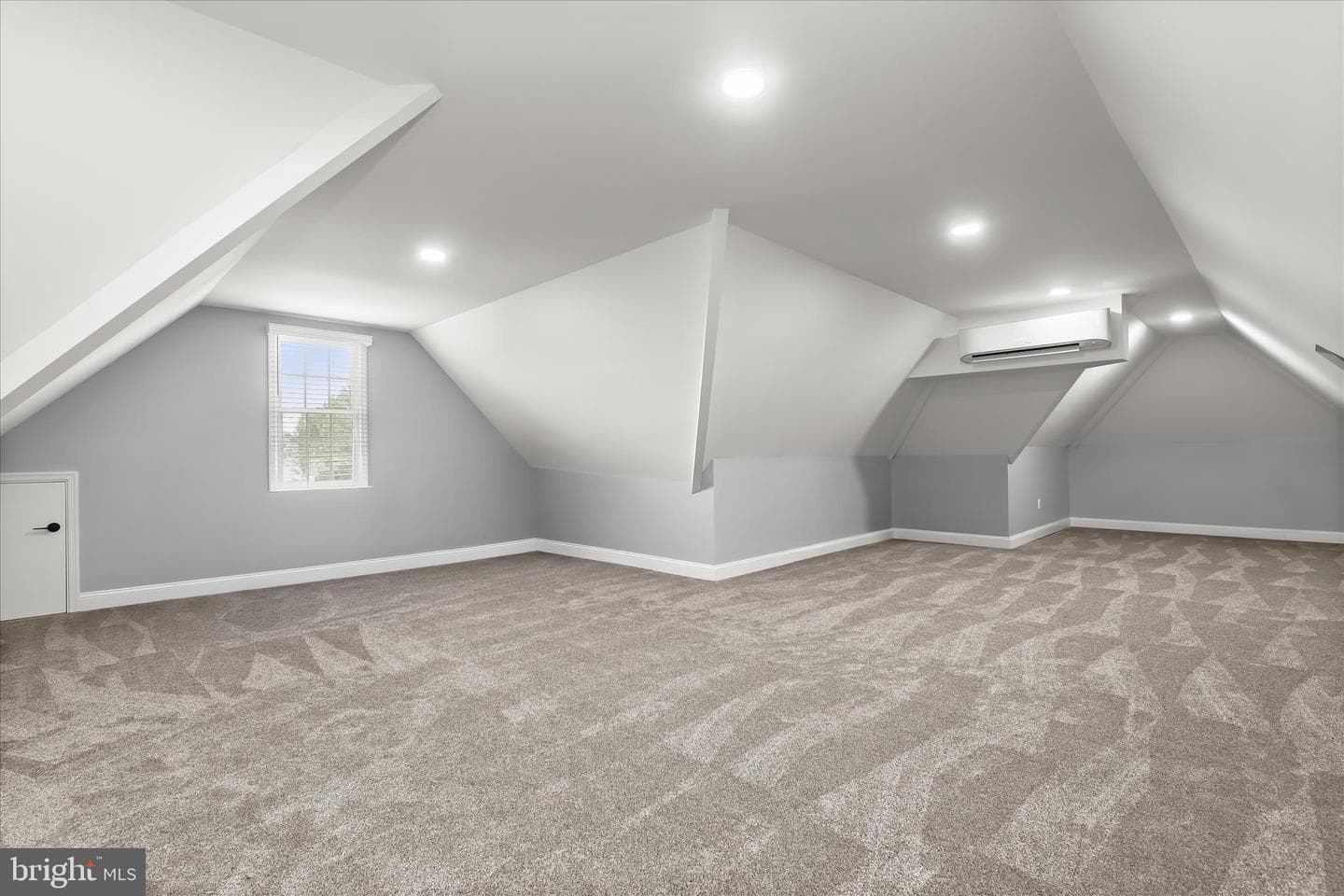 3003 Sheffield Court photo 70